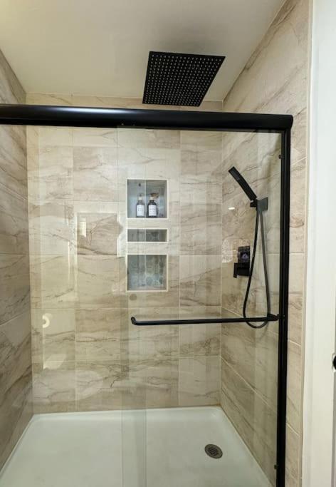 Private-Suite, Kitchen, Laundry, Rainfall Shower, 4Ktv El Centro Eksteriør bilde